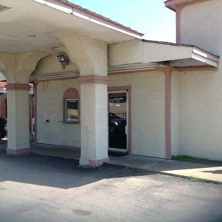 Summit Inn - Dayton Exterior photo